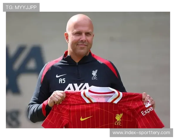 利物浦0-3森林,斯洛特战术受质疑,球迷要求变阵 利物浦0-3森林,斯洛特战术受质疑,球迷要求变阵