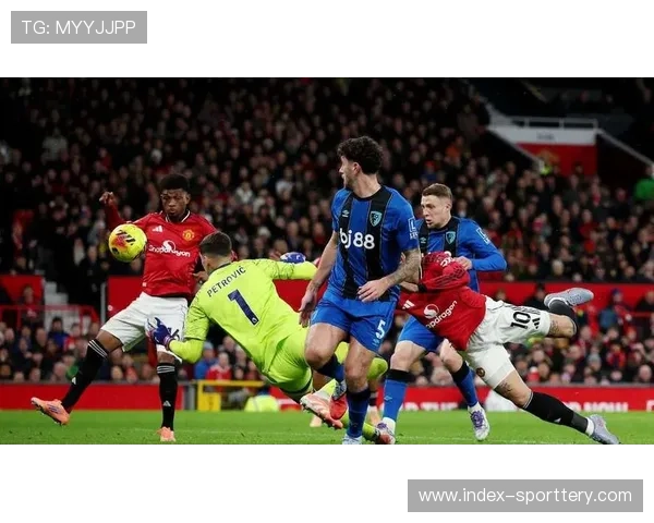 卡拉格：曼联4-4伯恩茅斯是本赛季最精彩比赛