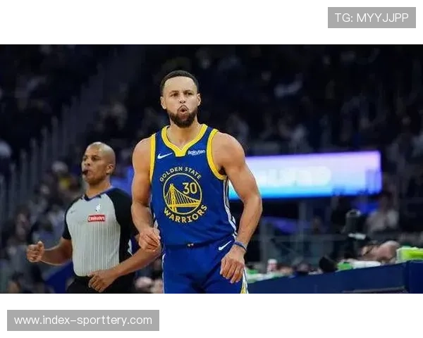 勇士42.1%得分来自三分，联盟第一远投依赖症显现